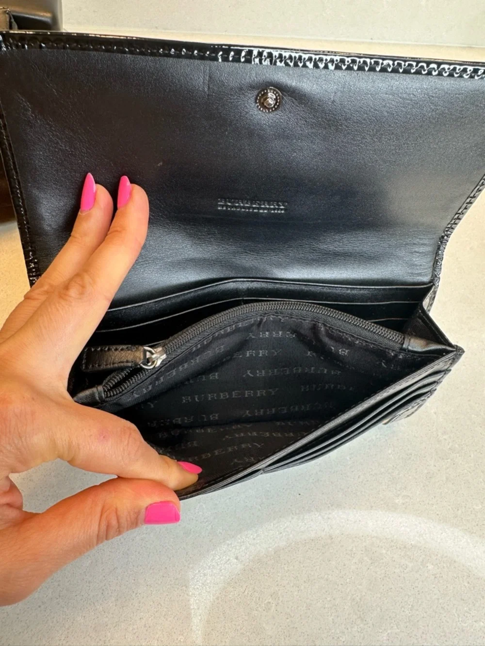 Burberry Beige Plaid Wallet with Black Patent Trim - Picture 9 of 9